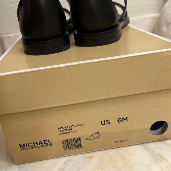 MICHAEL Michael Kors Amos Black Leather Flat Gladiator Sandals - Picture 9 of 12